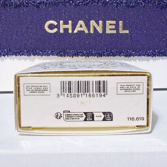 New CHANEL COCO MADEMOISELLE Eau de Parfum Intense Refillable Purse Spray Set ✨ - Picture 3 of 7